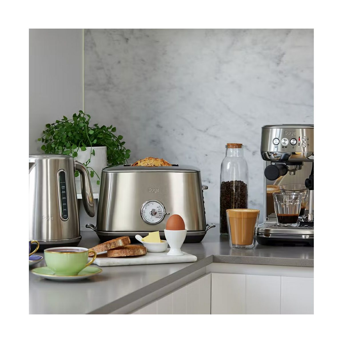 f922b3470ada5a562cd96c1253ef3aca