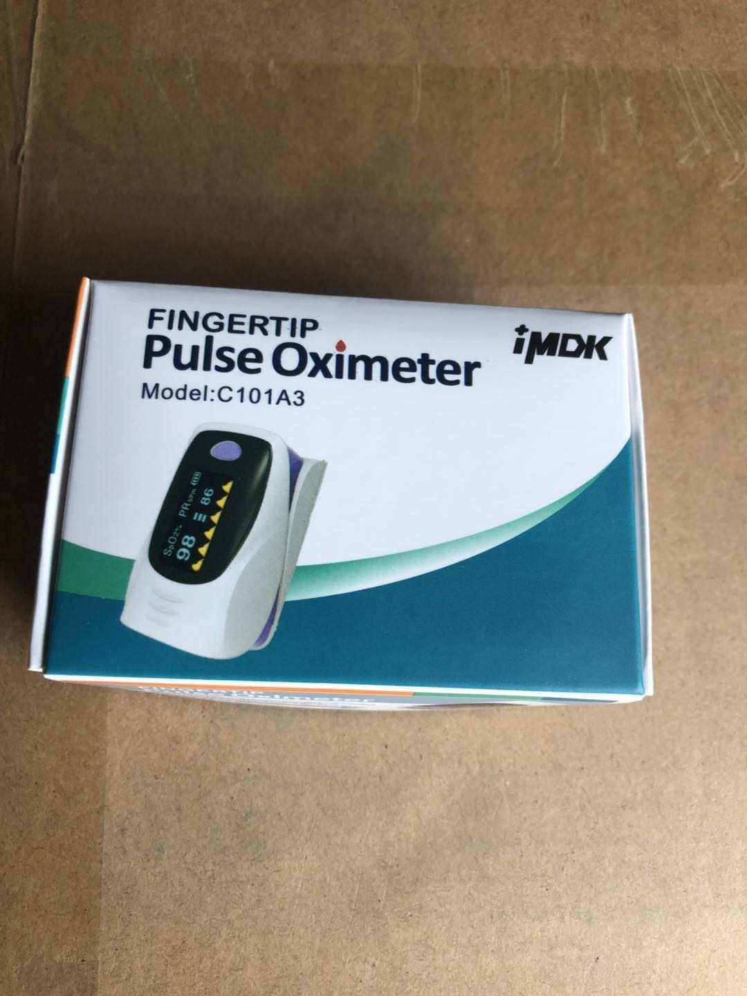 Pulzni oksimeter iMDK C101A3 naprstni merilec SpO2 kisika v krvi