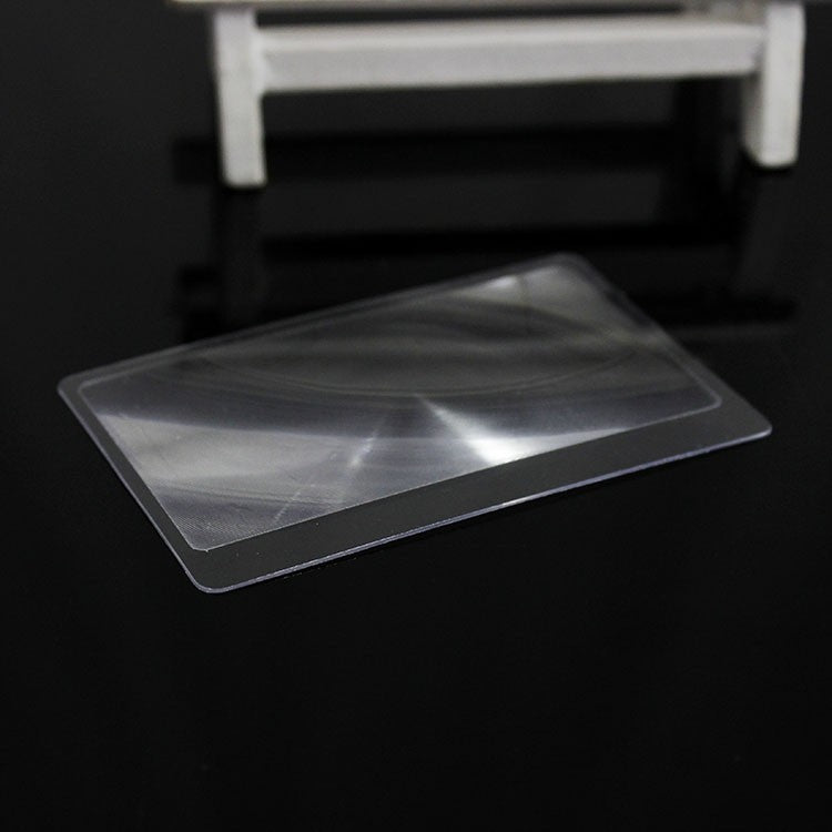 Povečevalna leča 3X v obliki kreditne kartice