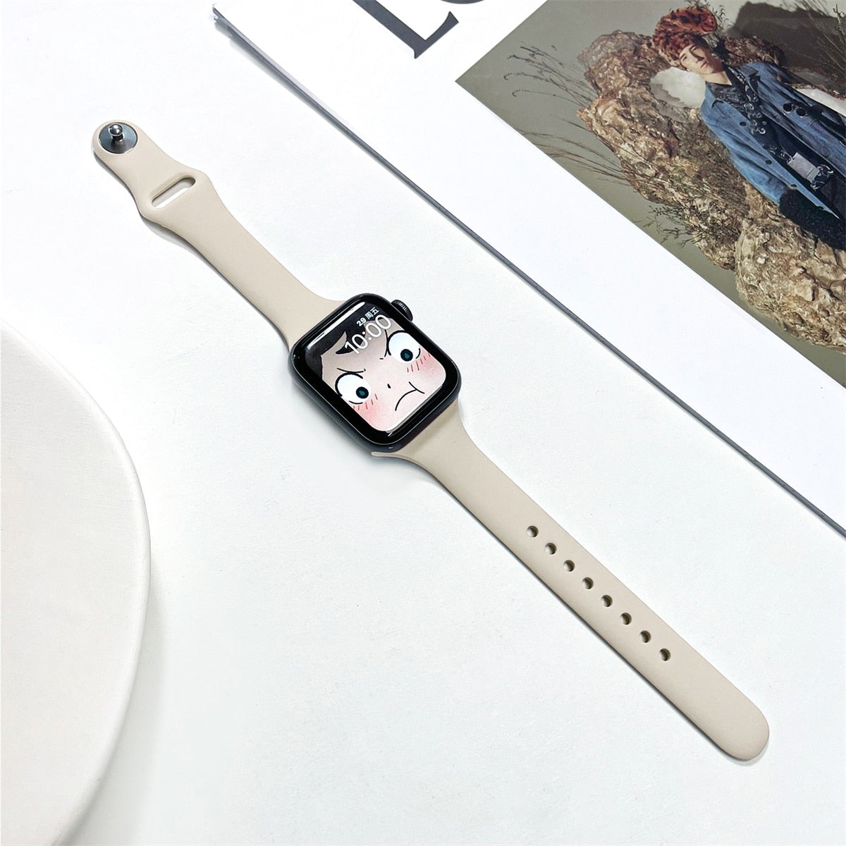 Tenak silikonski pašček za Apple Watch Series 7 6 5 4 3 2 38MM 42MM za iWatch 40MM 44MM 41MM 45MM