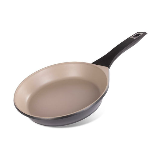 1bf60c4fde94bf8ec0e8b26a7c20d3a3